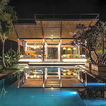 Perfect For Families & Friends, 3 Bdr Villa W/Pool