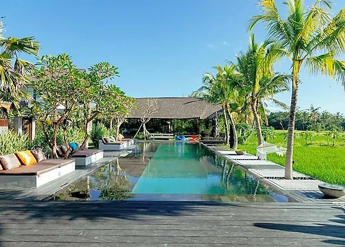 Villa Perfect For Families & Friends, 3 Bdr W/pool Sayan (Bali)