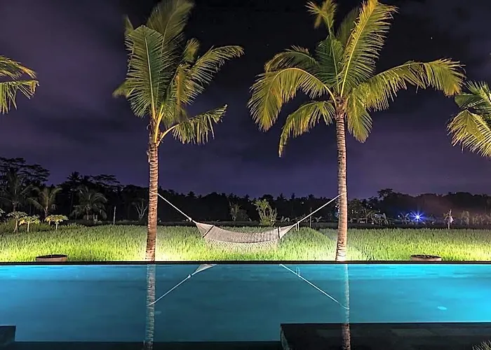 Perfect For Families & Friends, 3 Bdr W/pool *